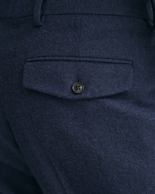 Schmal zulaufende Hose mit Fischgr&auml;tmuster