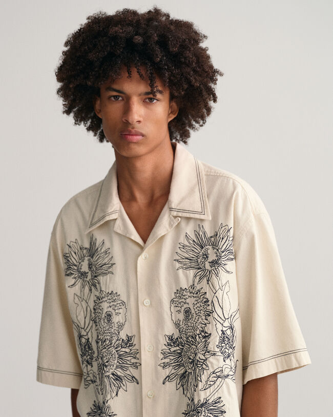 Oversized Kurzarmhemd mit Stickerei