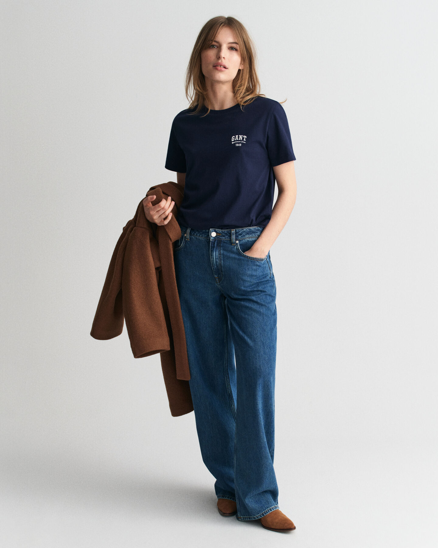 T-Shirt mit kleiner Grafik