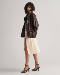 Trägerkleid mit Spitzenbesatz