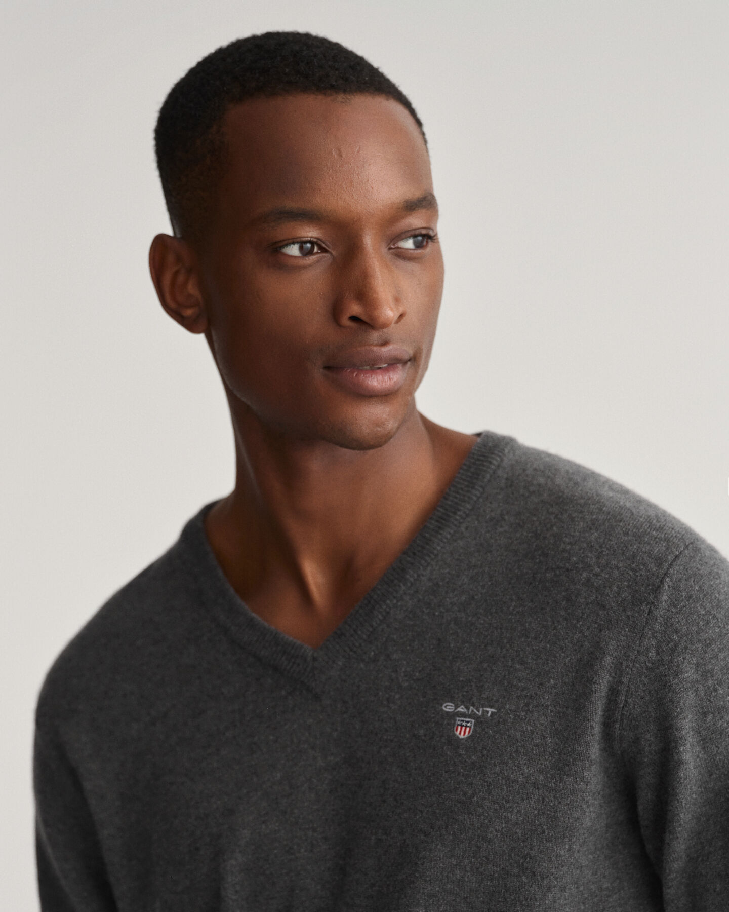 V-Neck Pullover aus Super Fine Lambswool