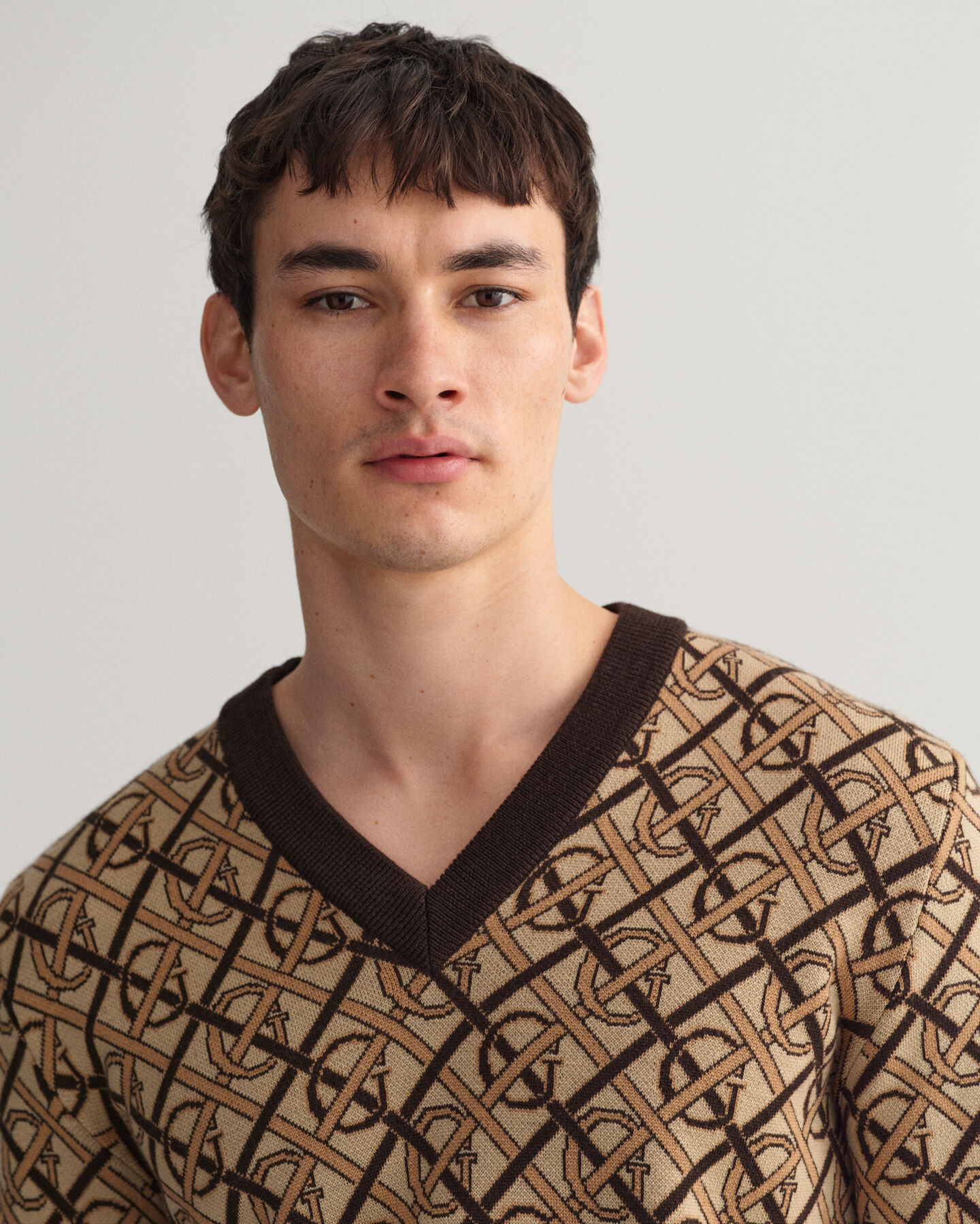 Monogram V-Neck Pullover aus Merinowolle