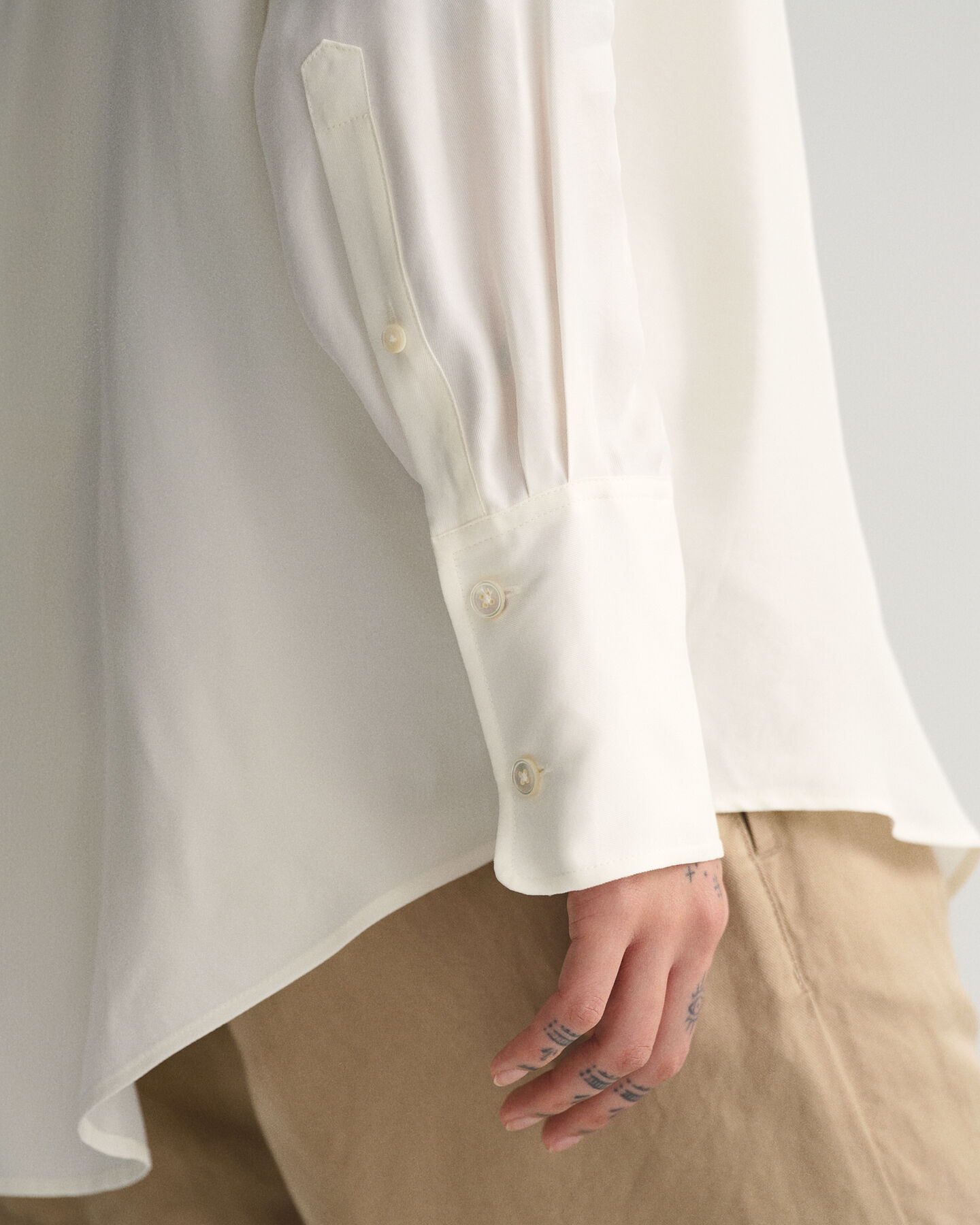 Relaxed Fit Bluse mit Pattentaschen