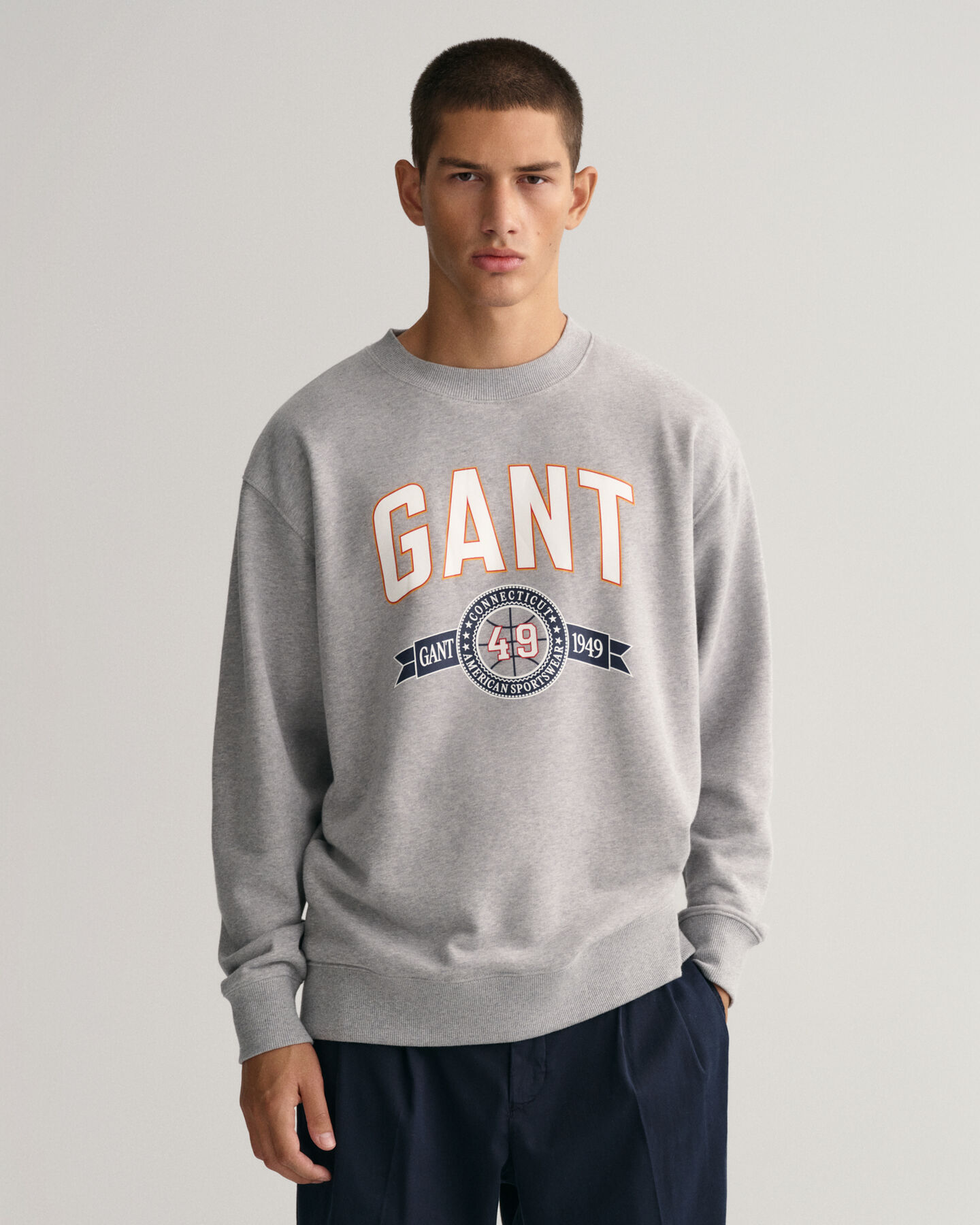 Retro Crest Rundhals-Sweatshirt