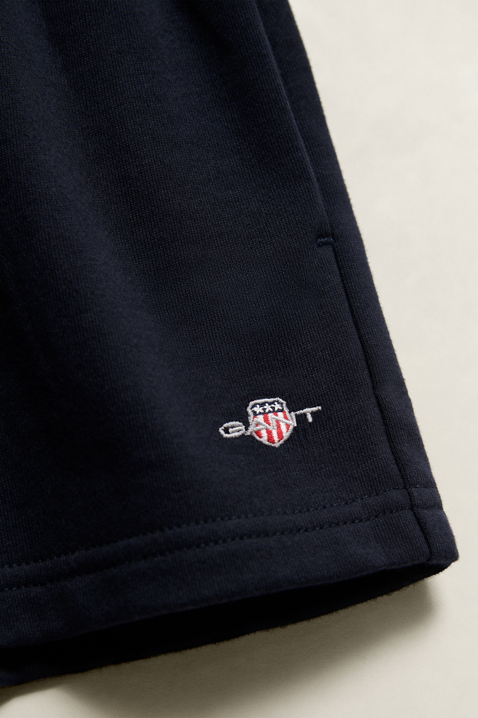 Teen Girls Shield Sweatshorts