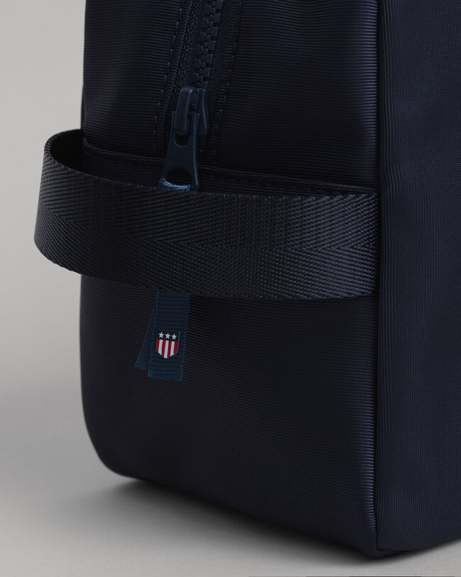 Banner Shield Kulturbeutel