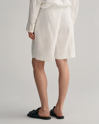 Relaxed Fit Shorts mit Bundfalten