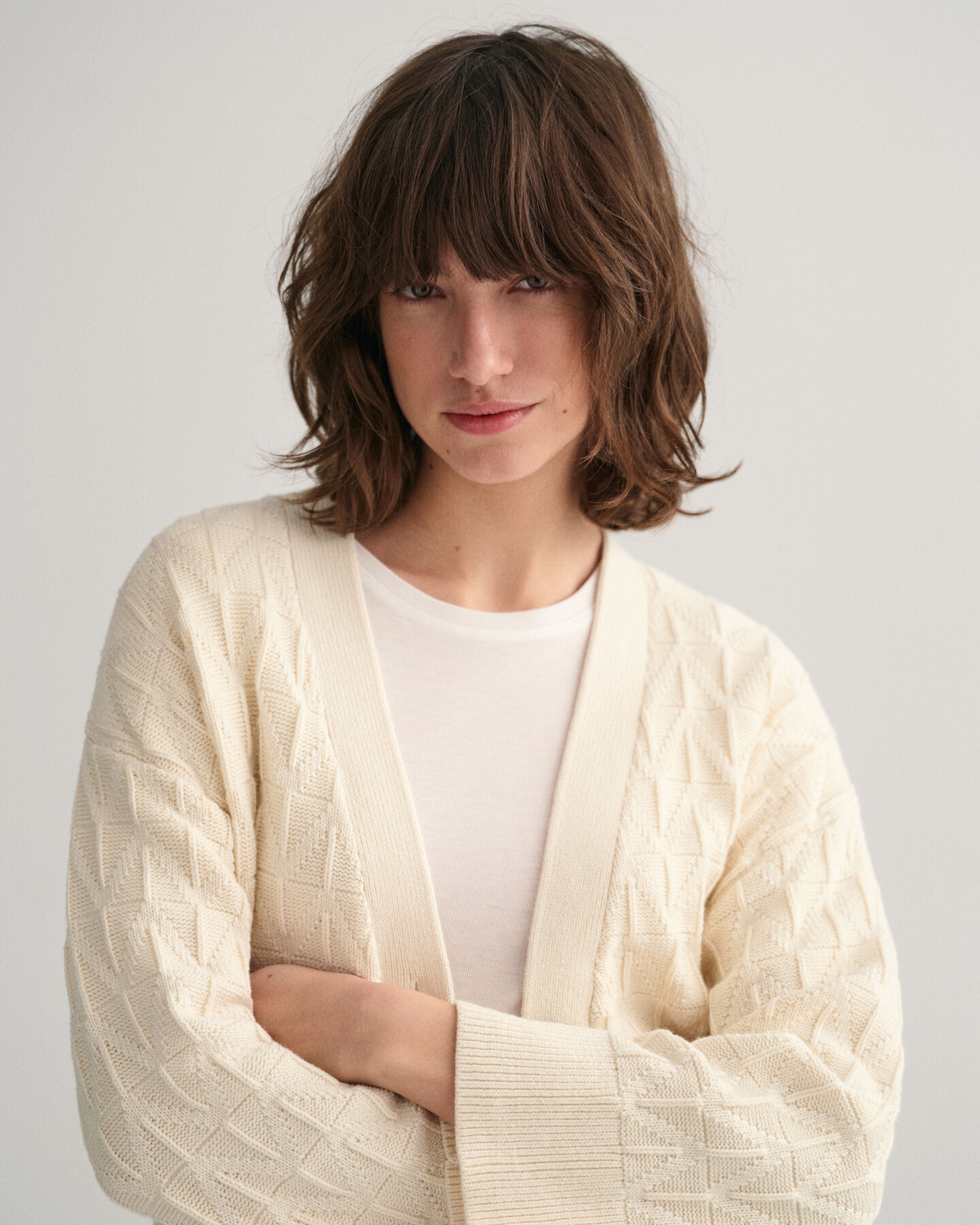 V-Neck Strickjacke mit Fischgr&auml;tmuster