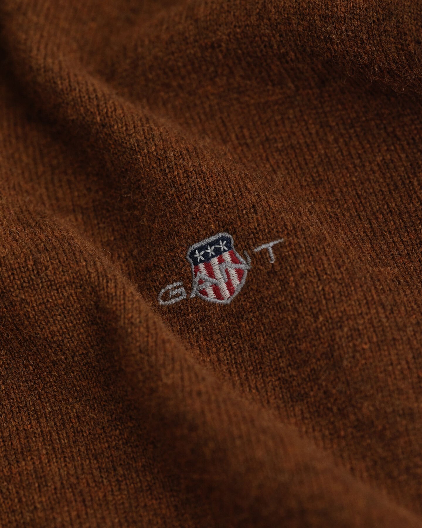 Superfine Lambswool V-Neck Pullover