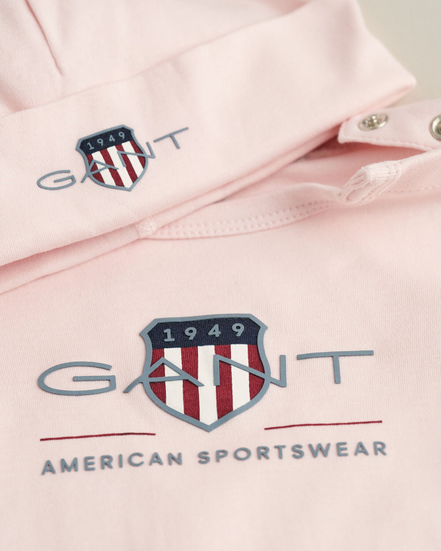 Baby Archive Shield Body und Beanie