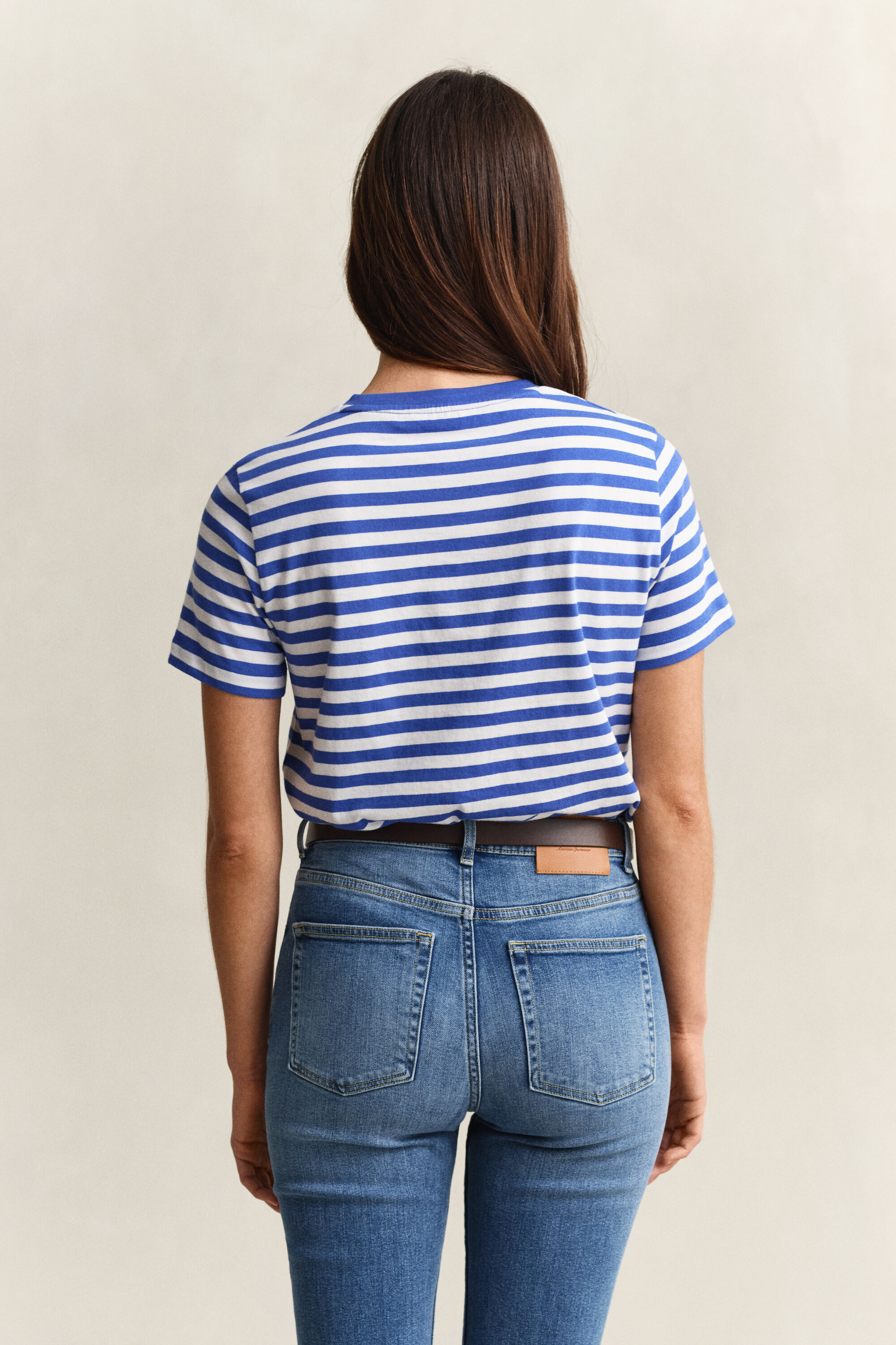 Shield T-Shirt mit Streifen