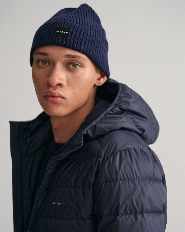 Leichte Daunenjacke mit Kapuze