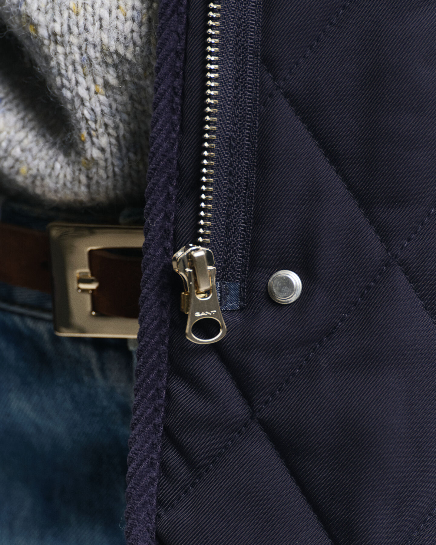 Steppweste mit Corddetails