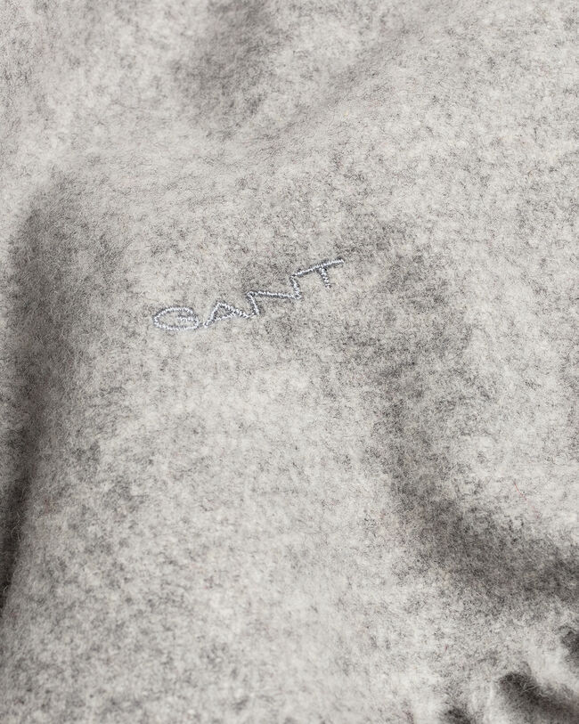 Einfarbiger Wollschal