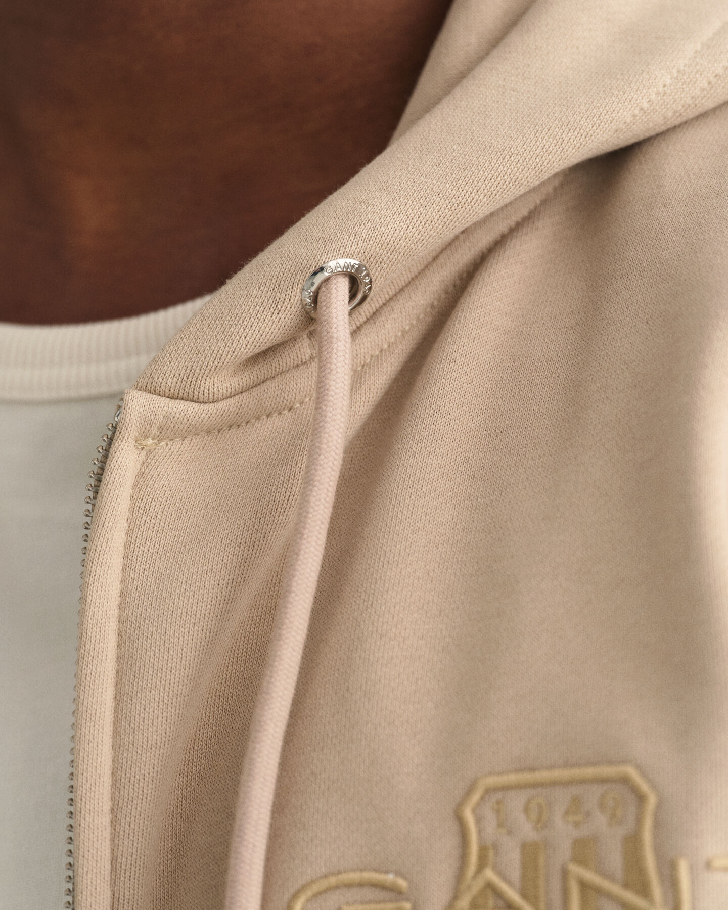 Tonal Shield Sweatjacke