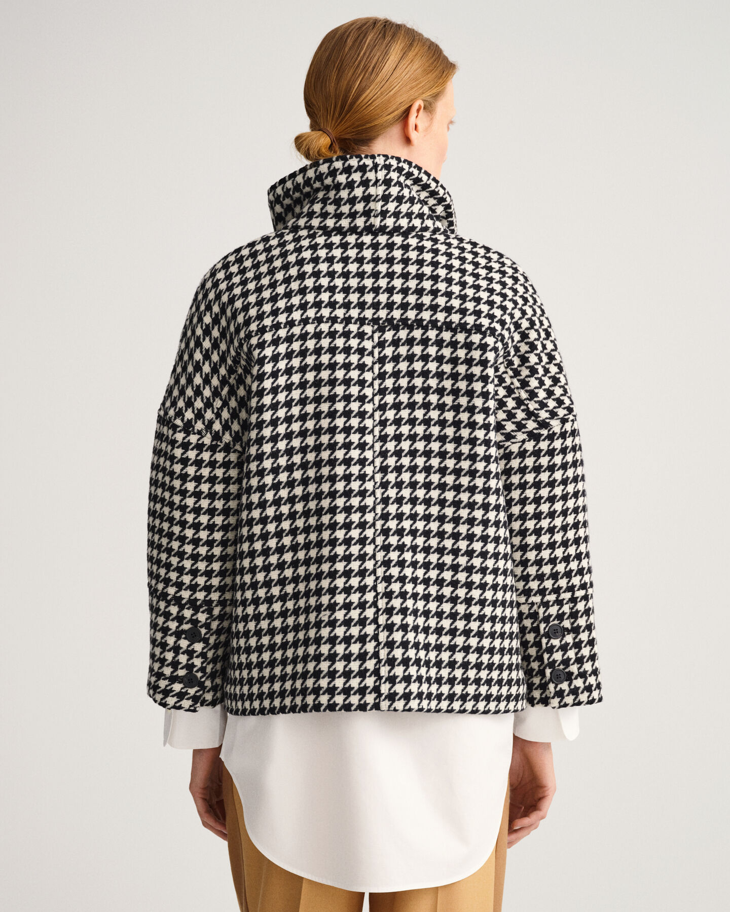Verk&uuml;rzte Houndstooth Jacke