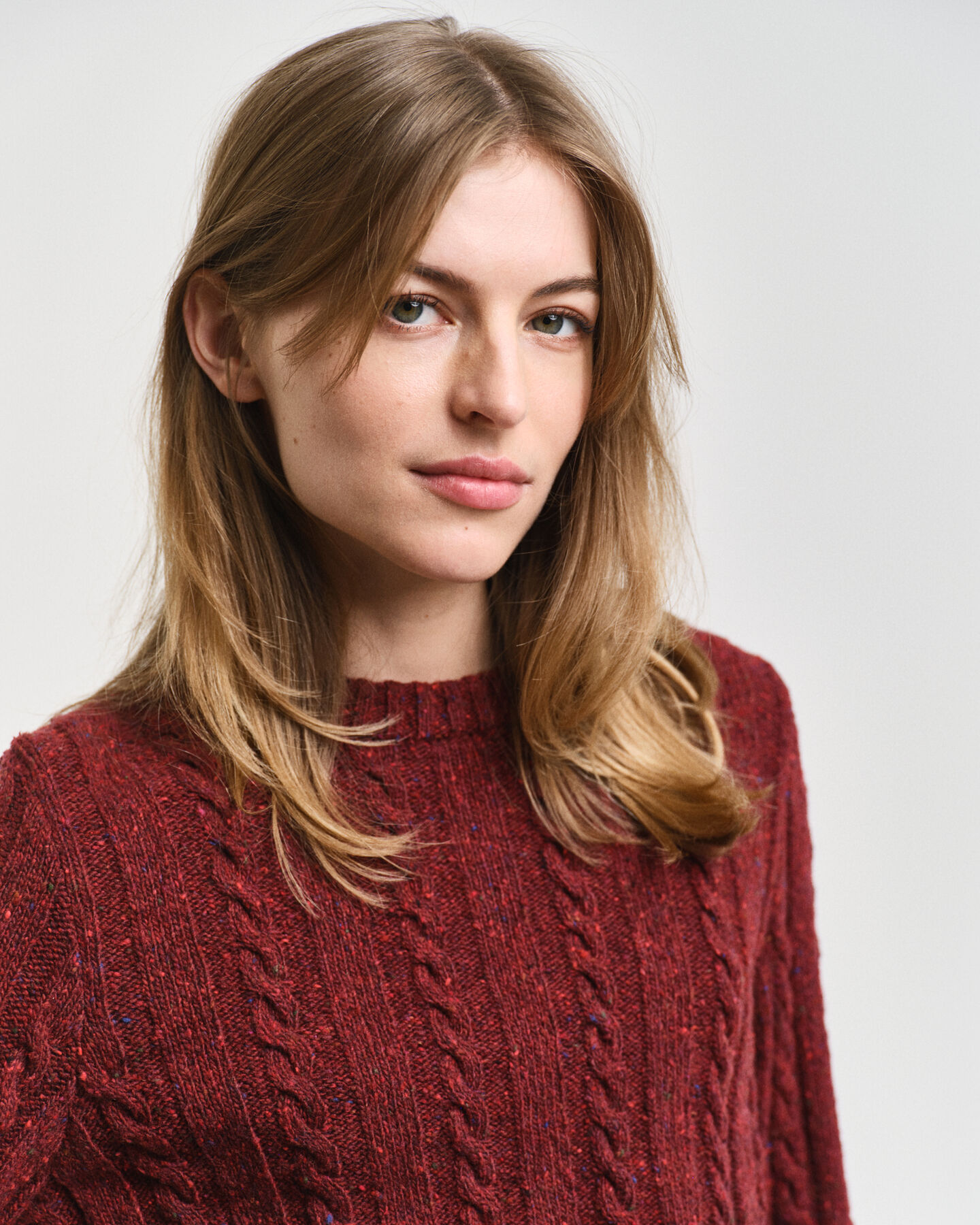 Zopfstrick Rundhalspullover aus Noppengarn