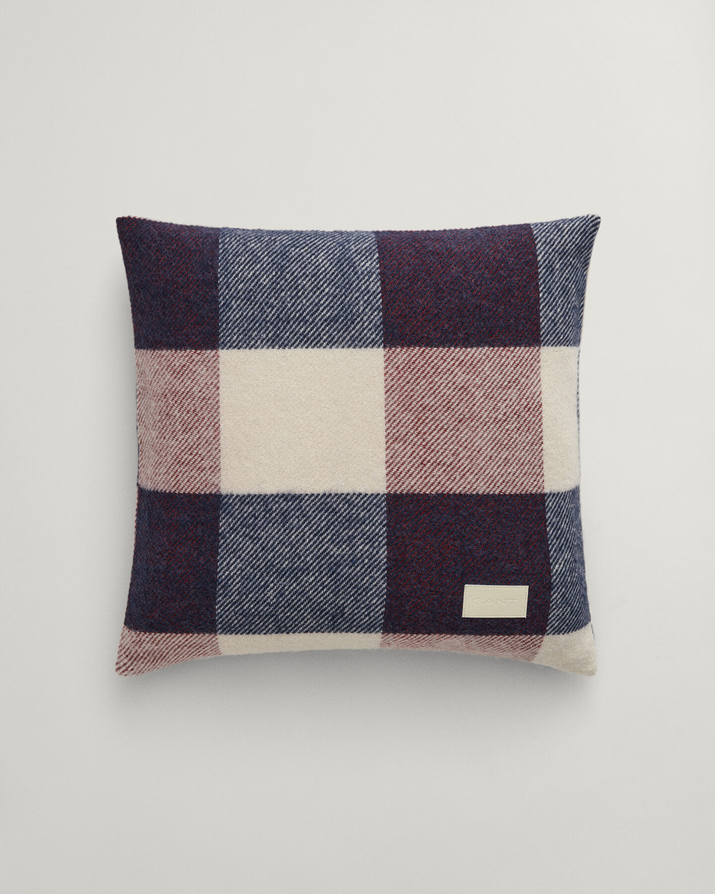 Kissenhülle mit Karomuster