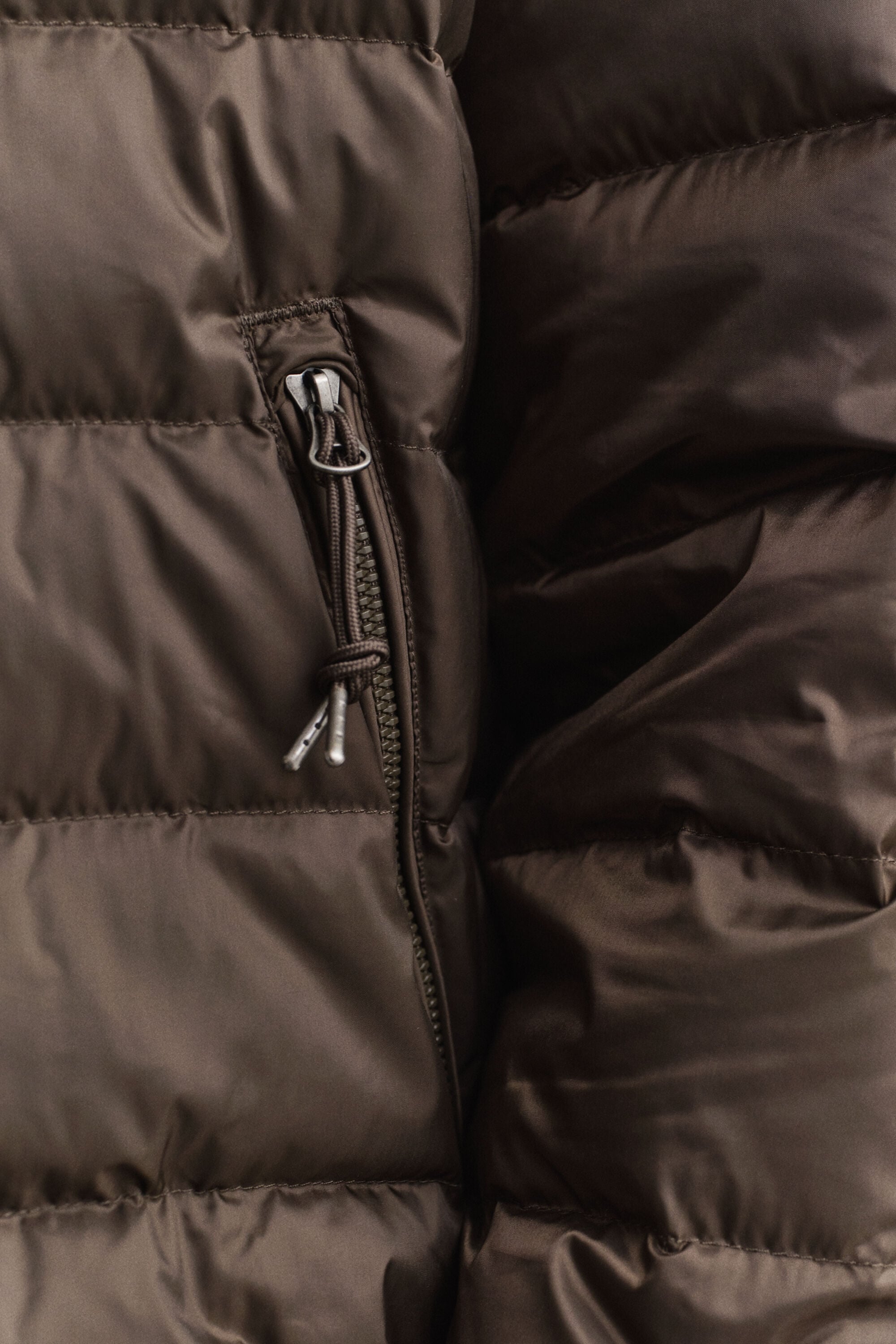 Leichte Daunenjacke