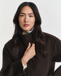 Kurze Reißverschlussjacke aus Wolle