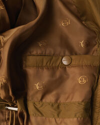 Mittellange Daunenjacke