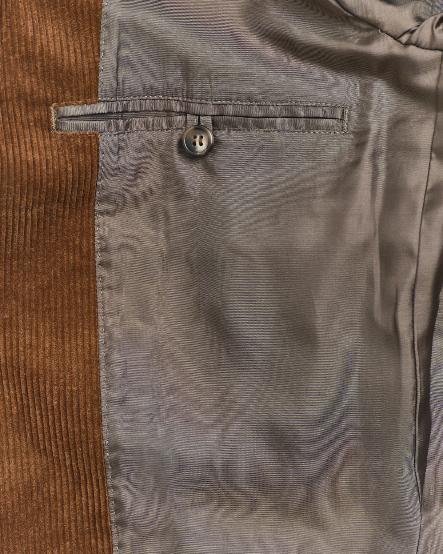 Puffer Jacke aus Cord