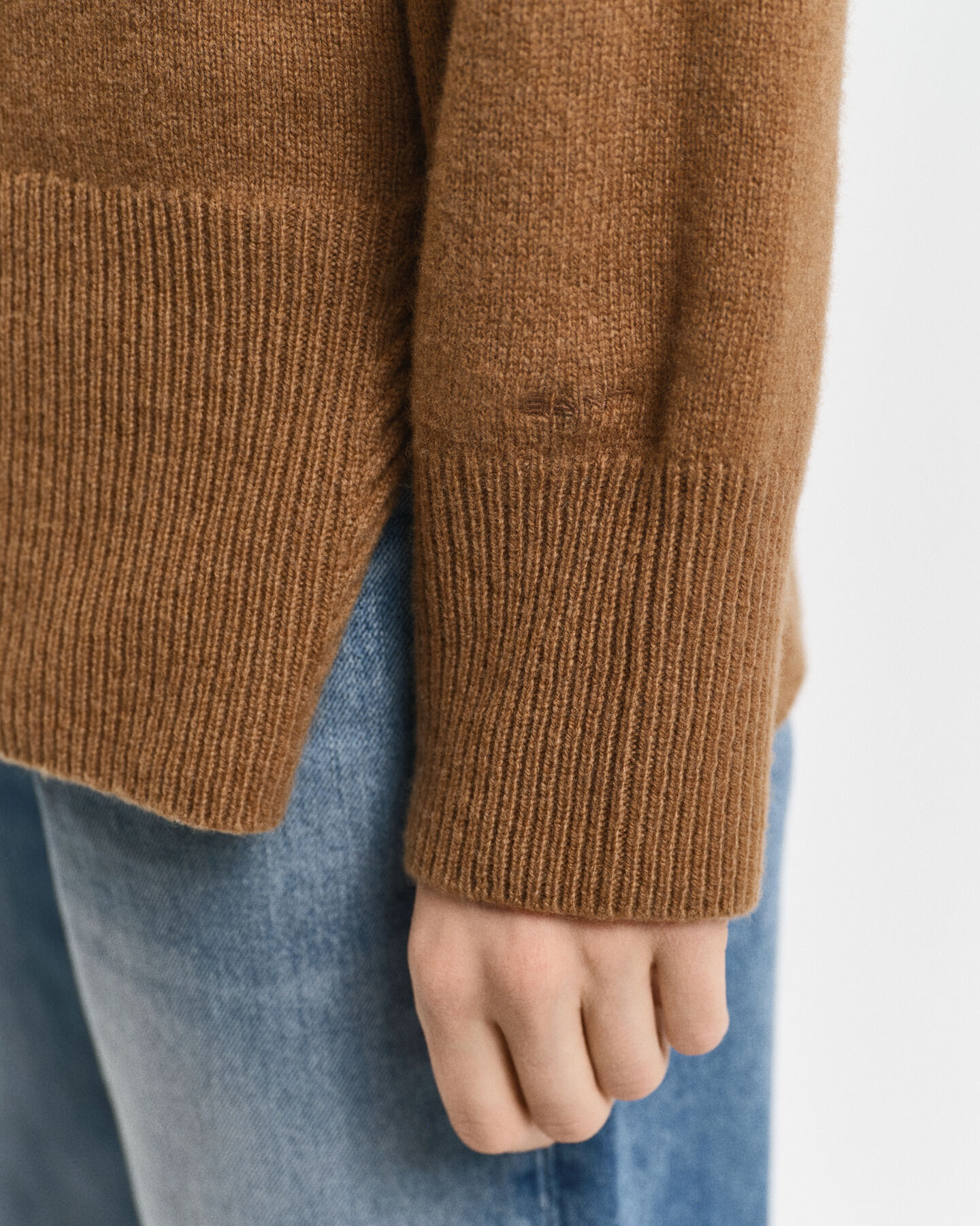 Herringbone Rollkragenpullover mit Detail