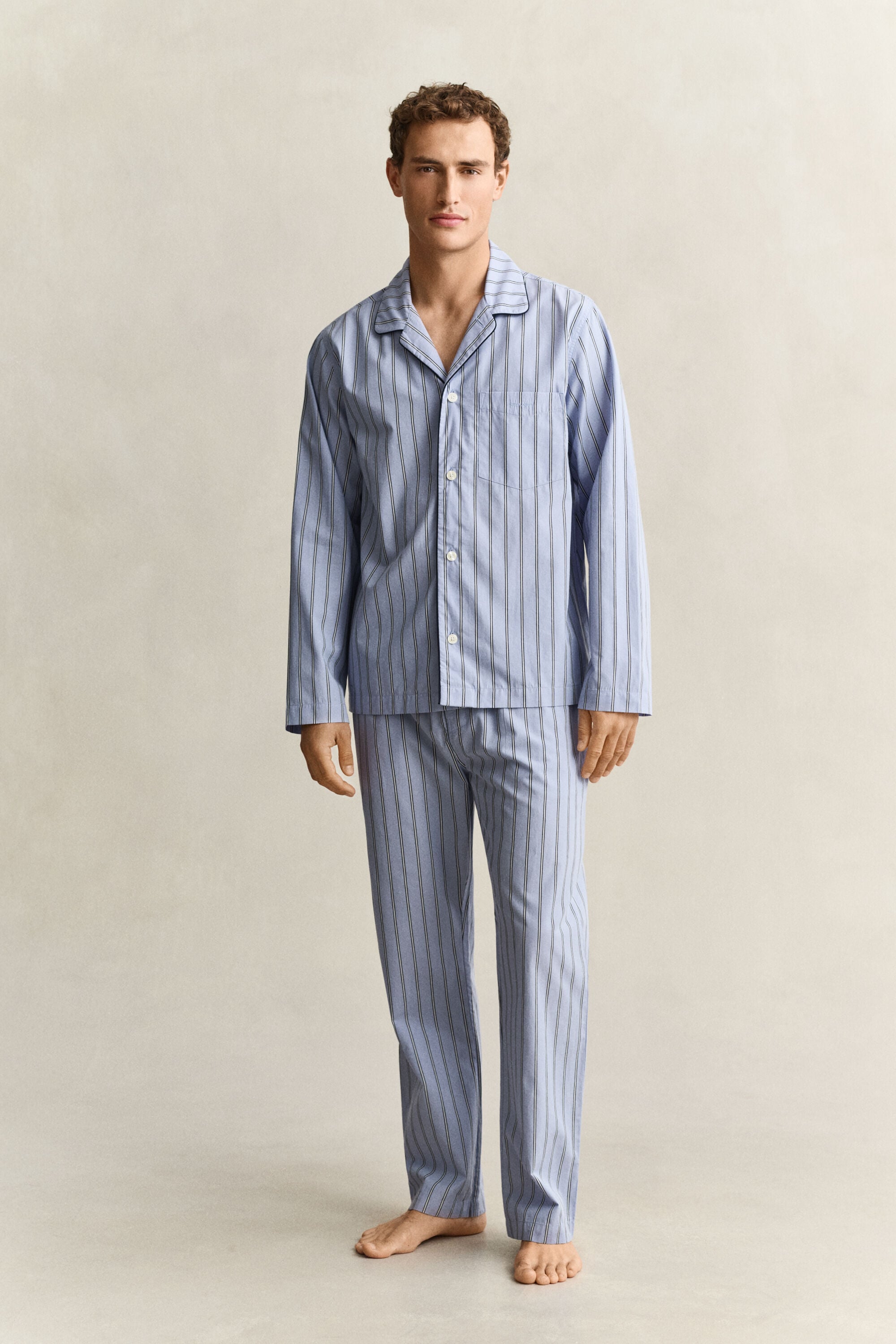 Gestreifter Pyjama aus Popeline