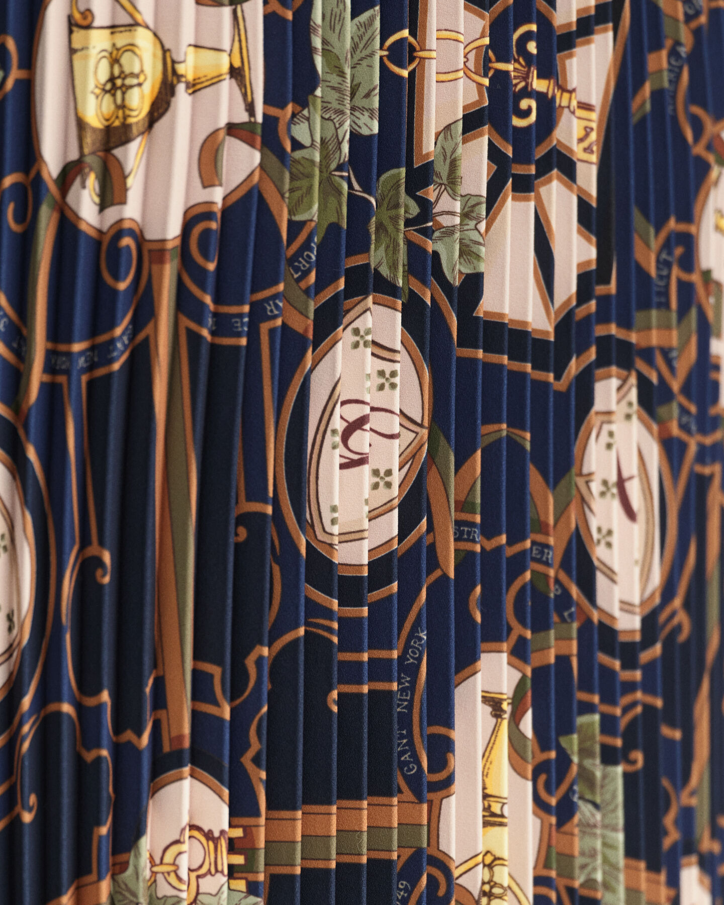 American Luxe Faltenrock