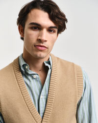 Geknöpfte Weste aus Wolle