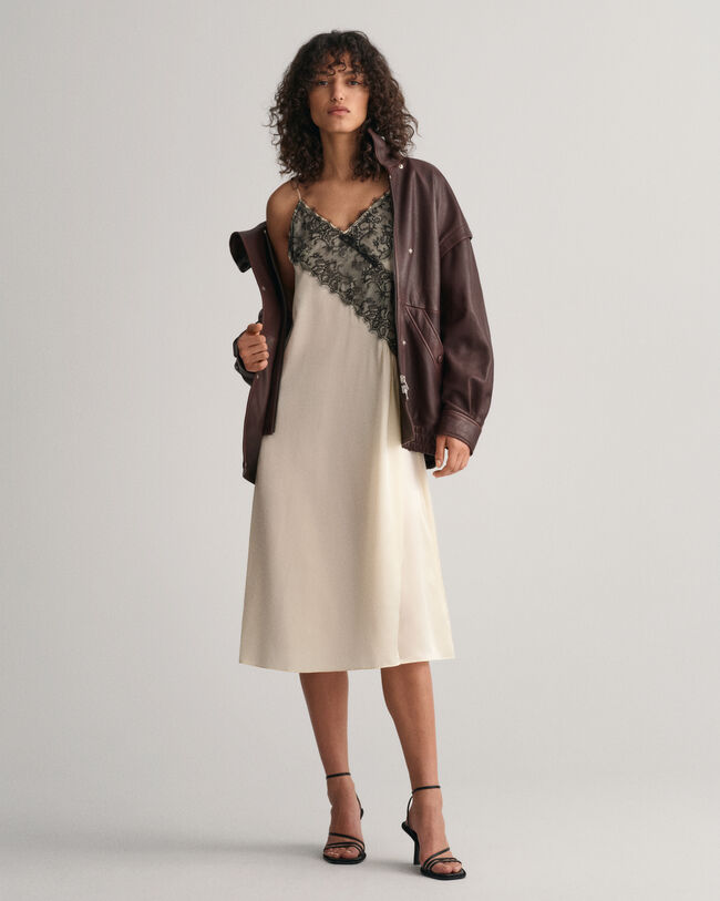 Trägerkleid mit Spitzenbesatz