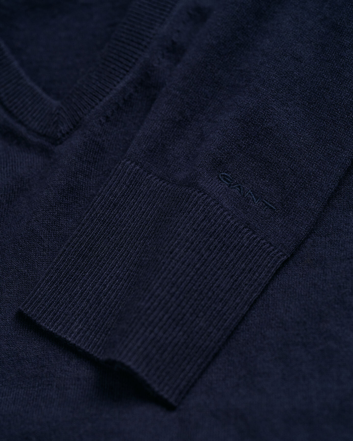 Feinstrick V-Neck Pullover