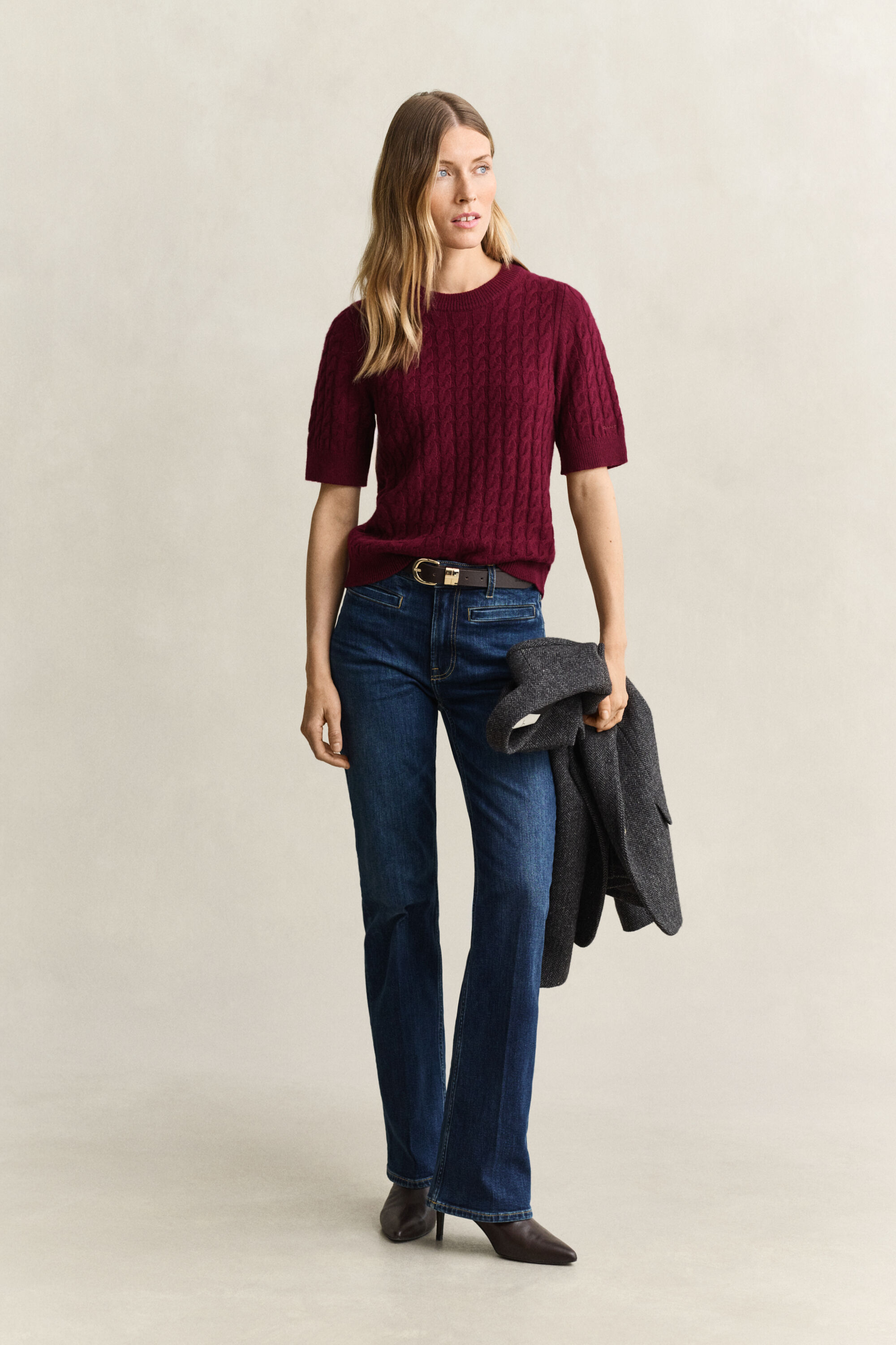 Kurzarmpullover mit Zopfmuster aus Woll-Kaschmir-Mix