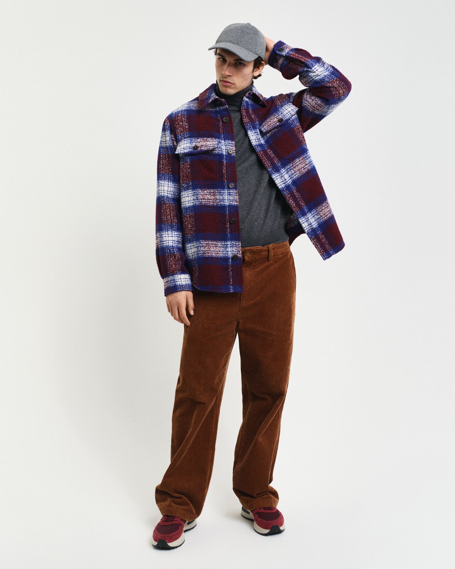 Rollkragenpullover aus Wolle und Baumwolle