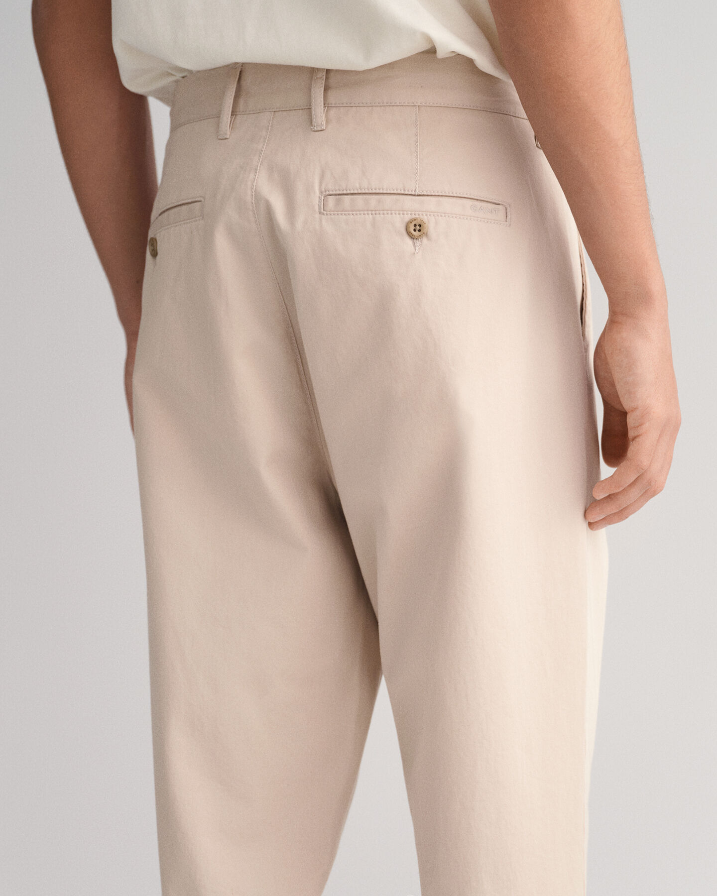 Slim Fit Twill-Chinohose mit Falten