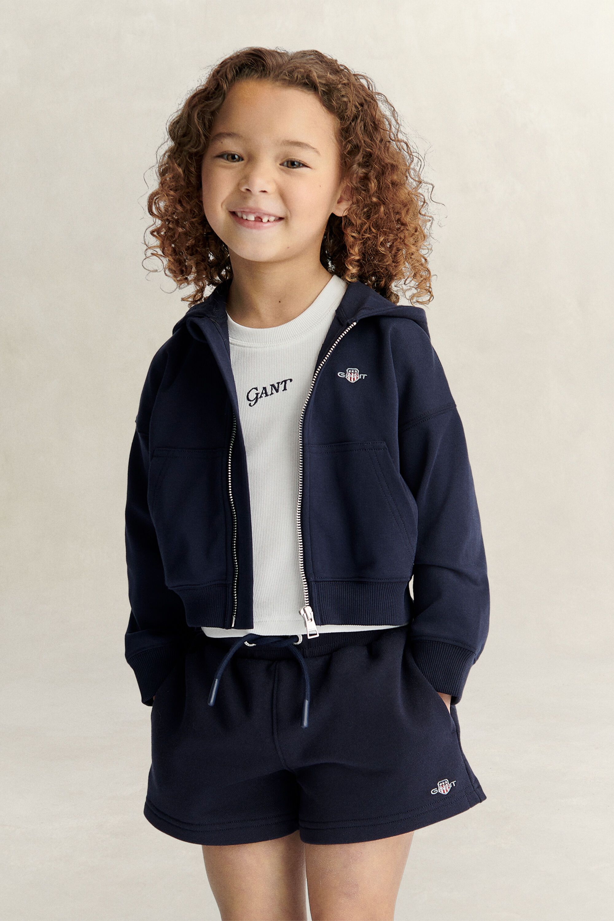 Girls Verkürzte Shield Sweatjacke