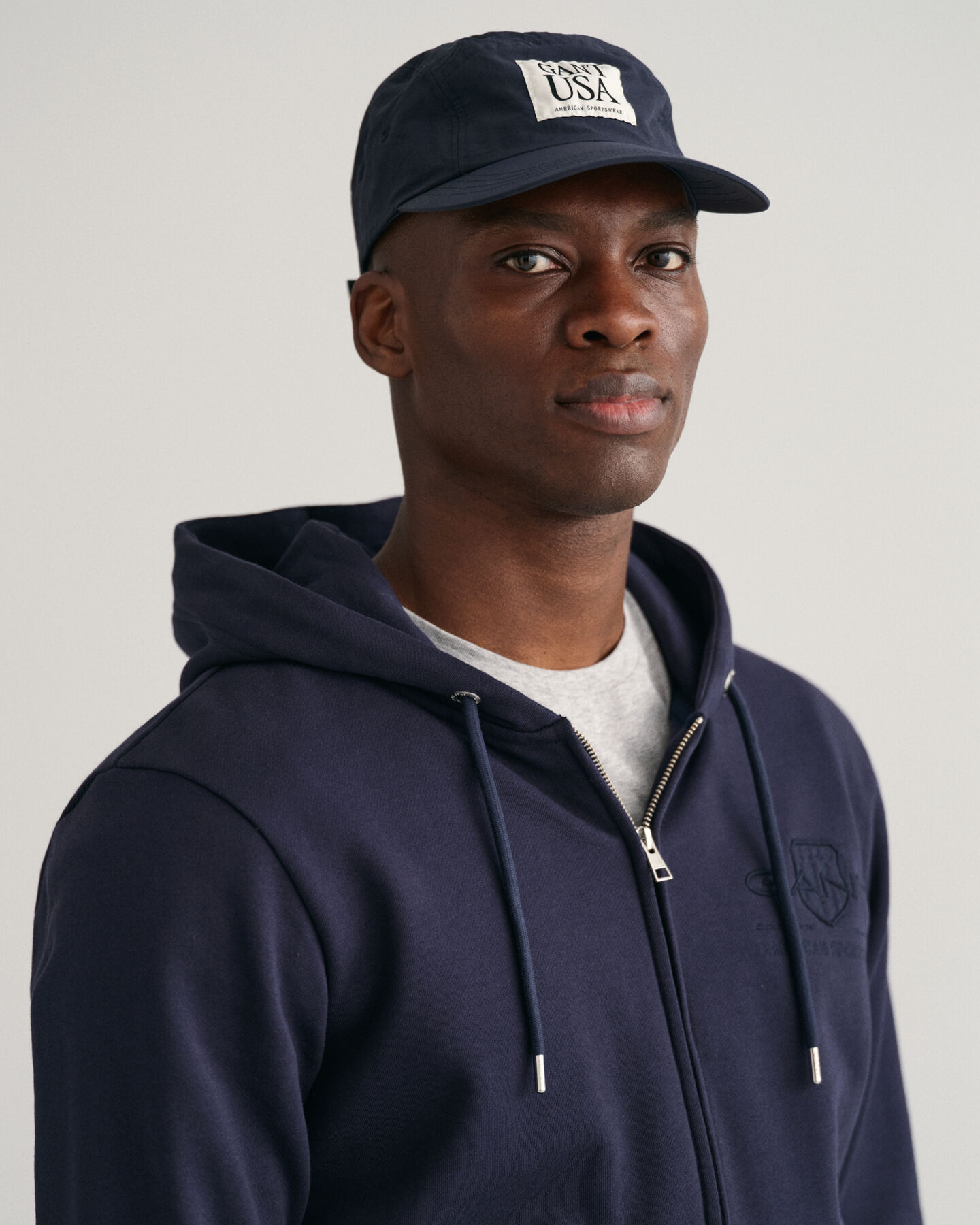 Tonal Shield Sweatjacke