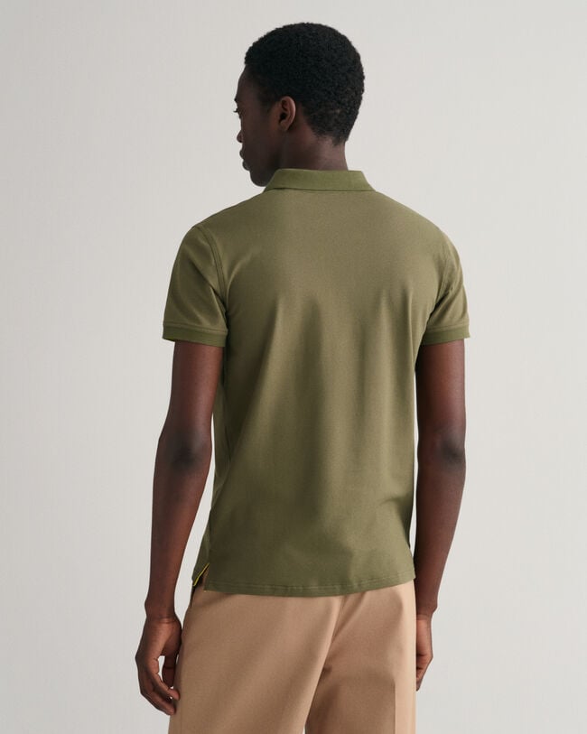 Piqu&eacute; Poloshirt mit Kontrastkragen