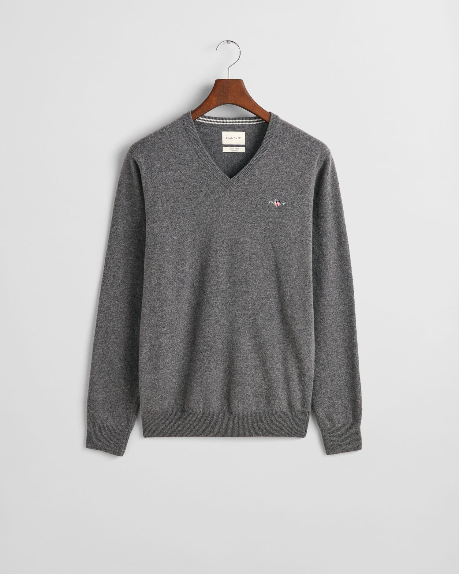 Superfine Lambswool V-Neck Pullover