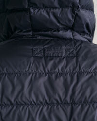 Leichte Daunenjacke mit Kapuze