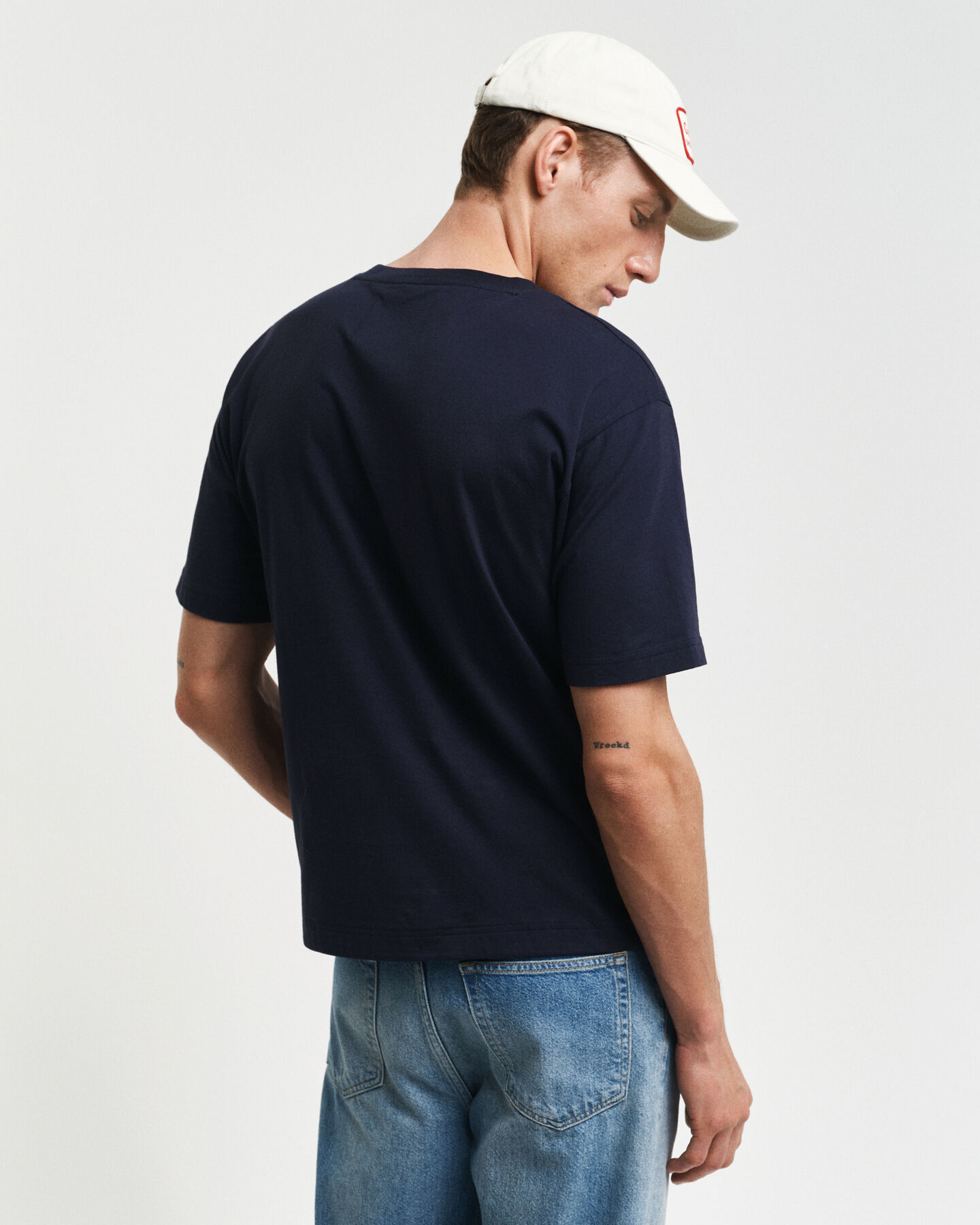 GANT 1949 Arch Graphic T-Shirt