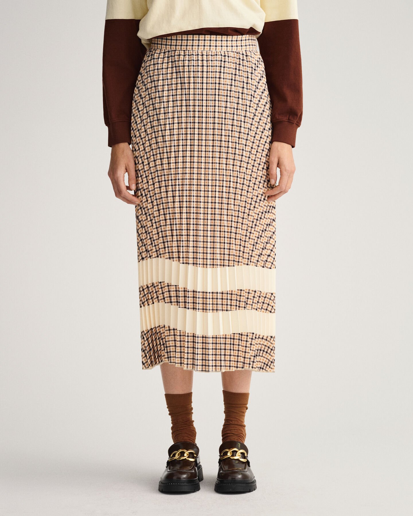 Faltenrock mit Karomuster