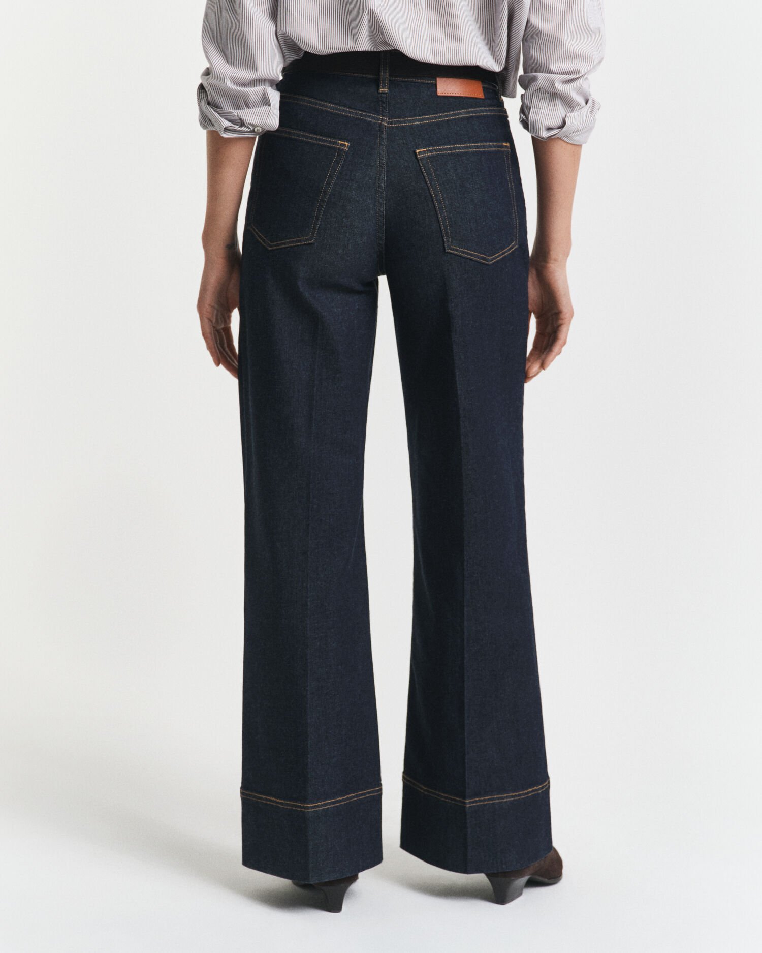 Tailored Jeans mit weitem Schlag