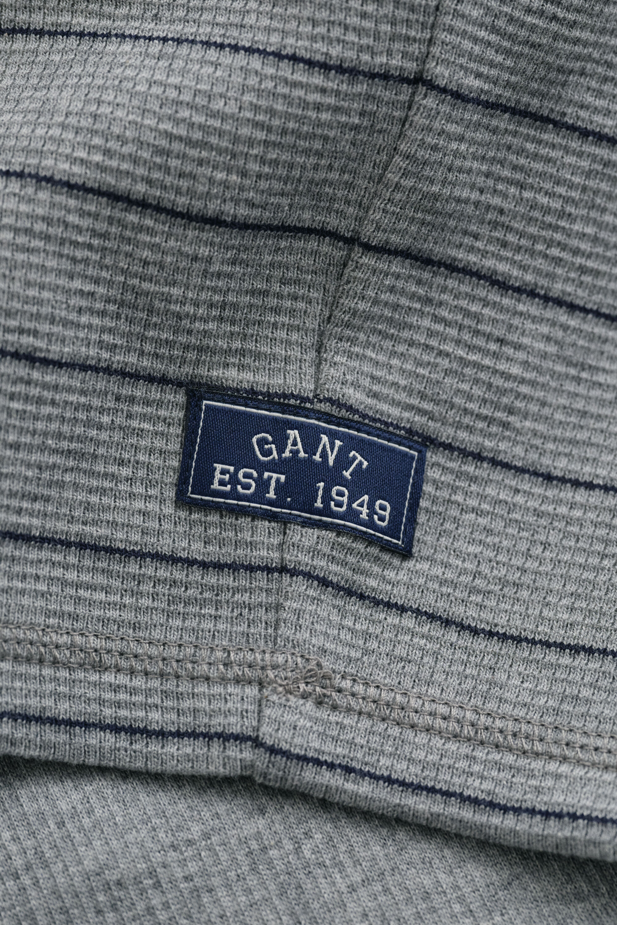 Strukturiertes Sweatshirt mit Streifen