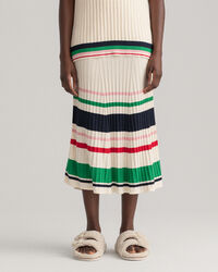 Rippstrick-Rock mit Streifen