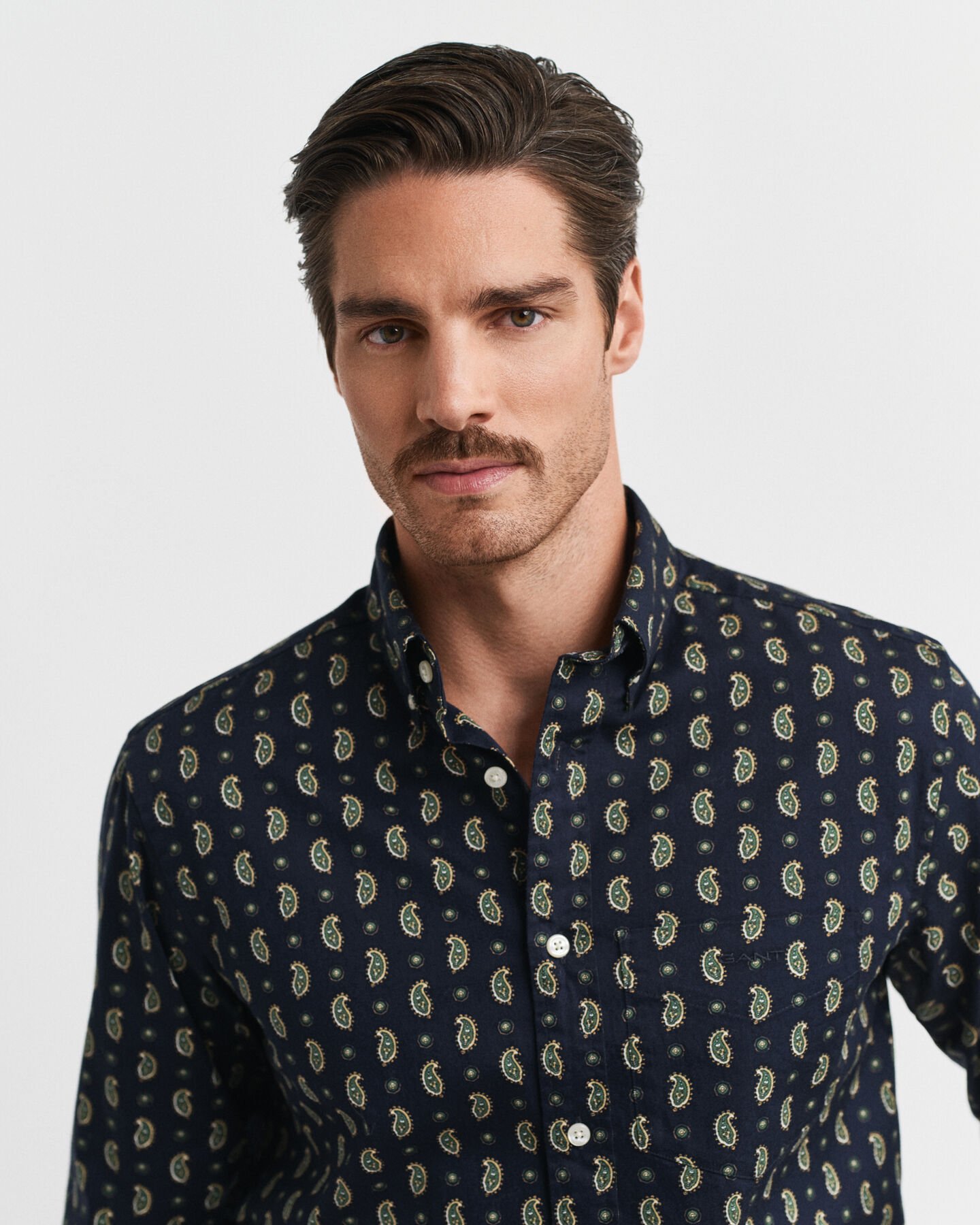 Regular Fit Twill-Hemd mit Paisley-Print