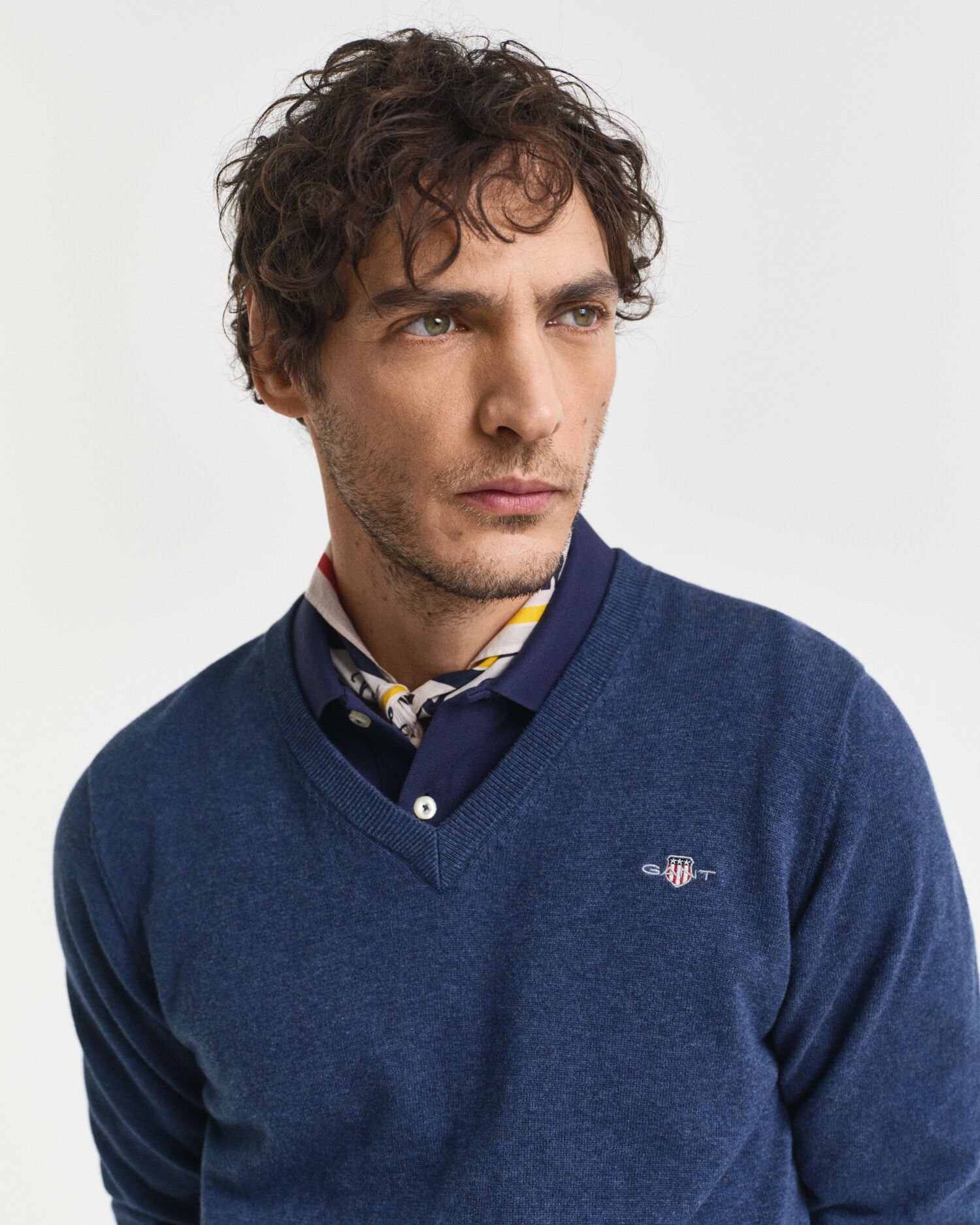 Klassischer V-Neck Pullover aus Baumwolle