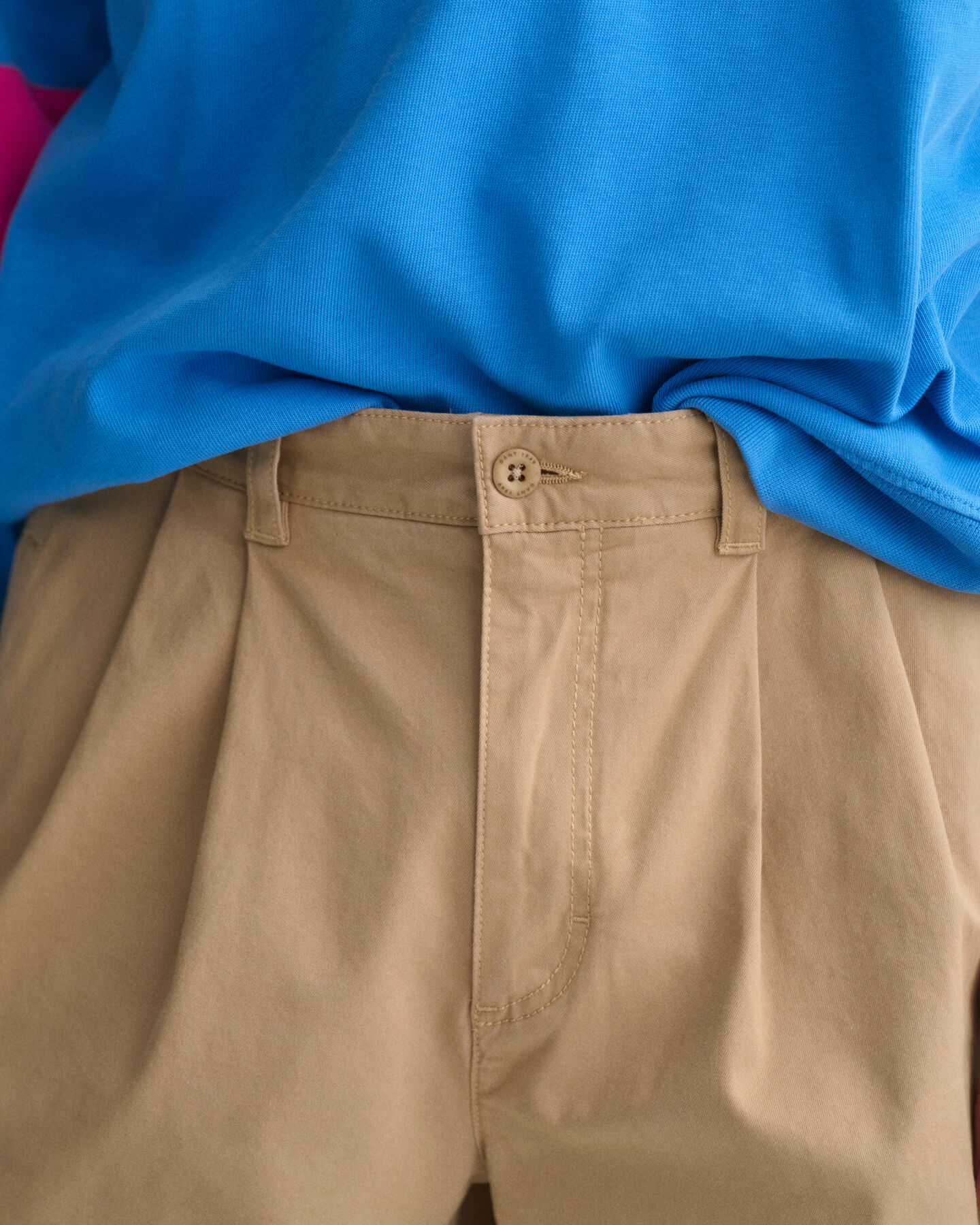 Relaxed Fit Shorts mit Bundfalten