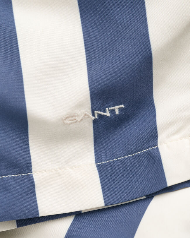 Boys Badeshorts mit Blockstreifen