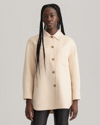 Handbestickte Hemdjacke